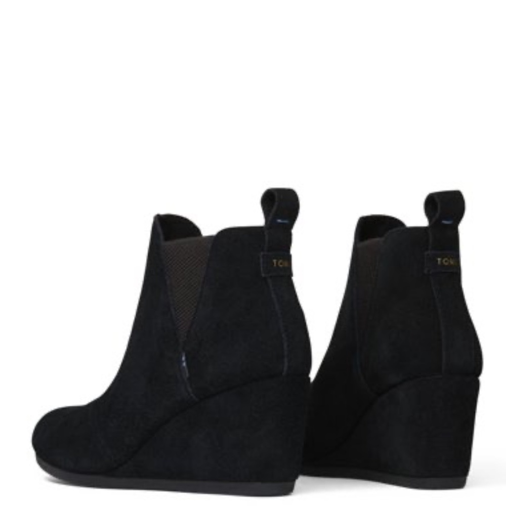 TOMS, Kayley Pull On Wedge Boot Women's, Black Suede, 7.5